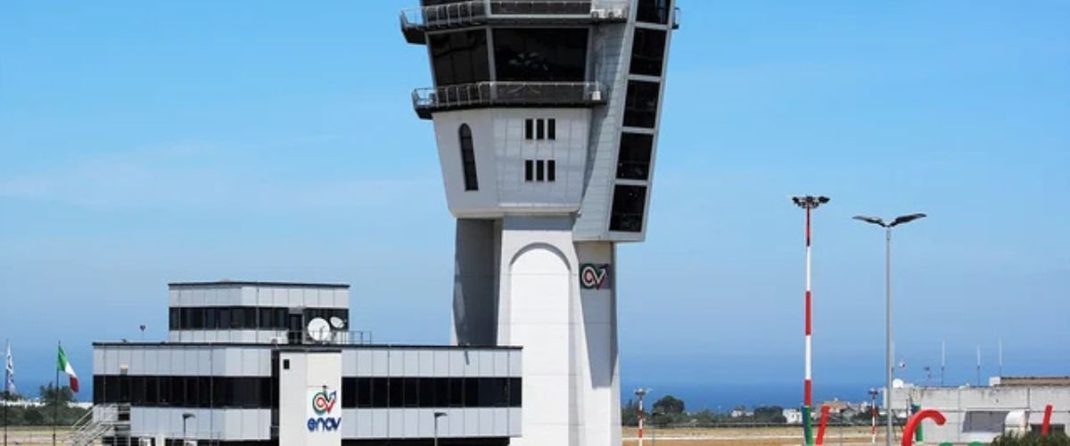 TUI fly BRI Terminal – Bari Karol Wojtyła Airport