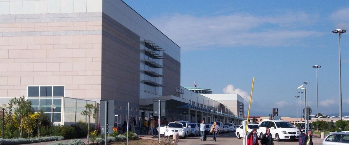 TUI fly OLB Terminal – Olbia Airport