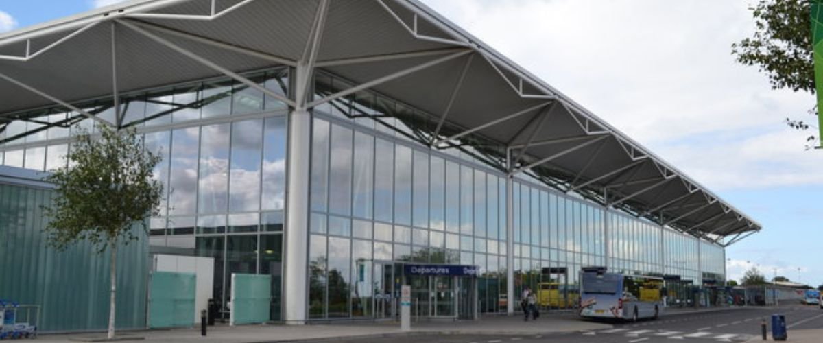 TUI fly BRS Terminal – Bristol Airport