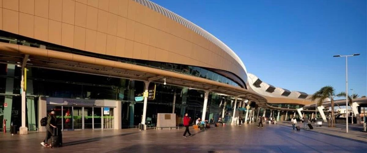 TUI fly FAO Terminal – Faro Airport